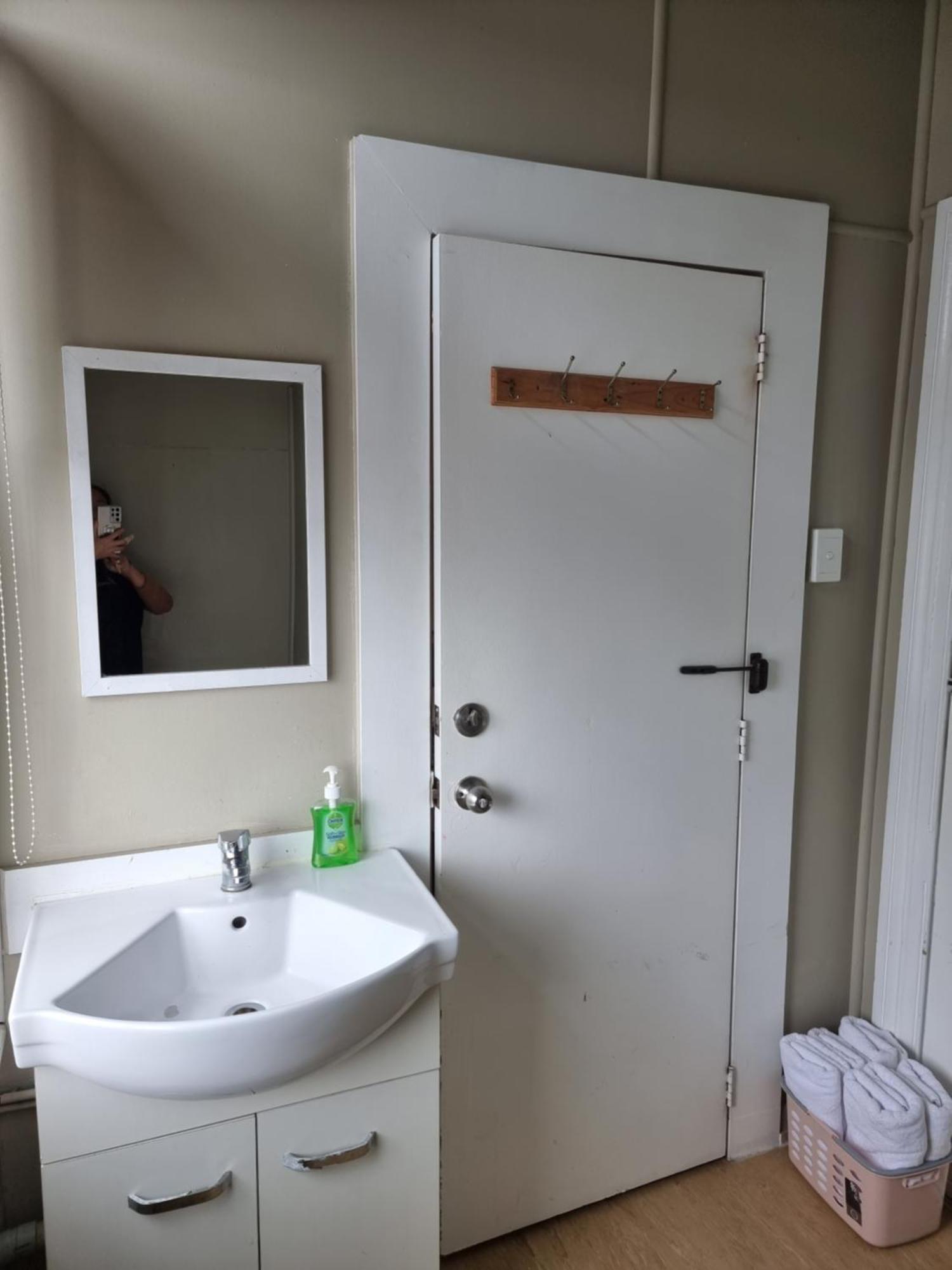Golden Cross Hotel Waihi Exterior photo